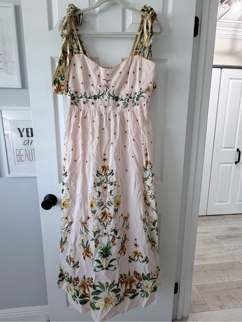 Farm Rio Women’s Pale Pink Floral Tie-Shoulder Sundress